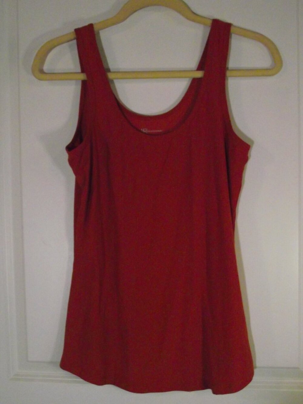 WOMENS sz. L (11-13) ~ No Boundaries ~ RUST SLEEVELESS TANK TOP